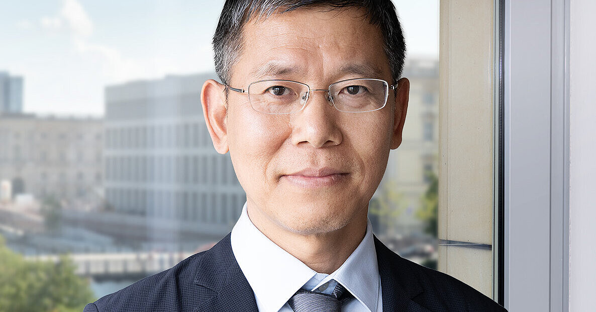 Dr. Ming Yin